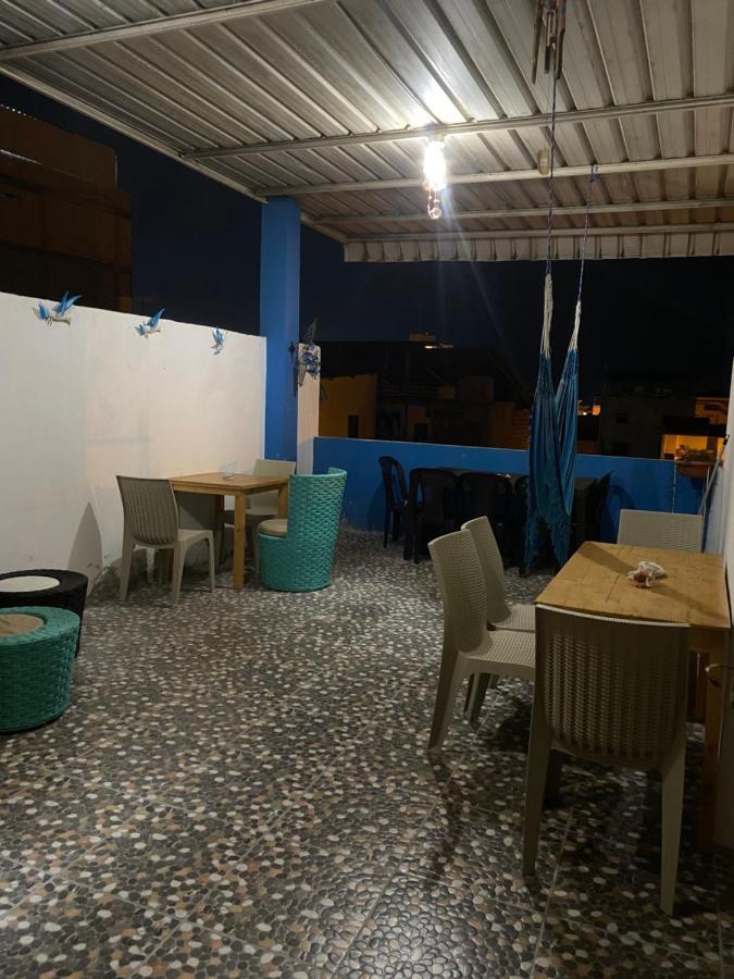 Playa Suites, Cerca Del Malecon Manta Esterno foto