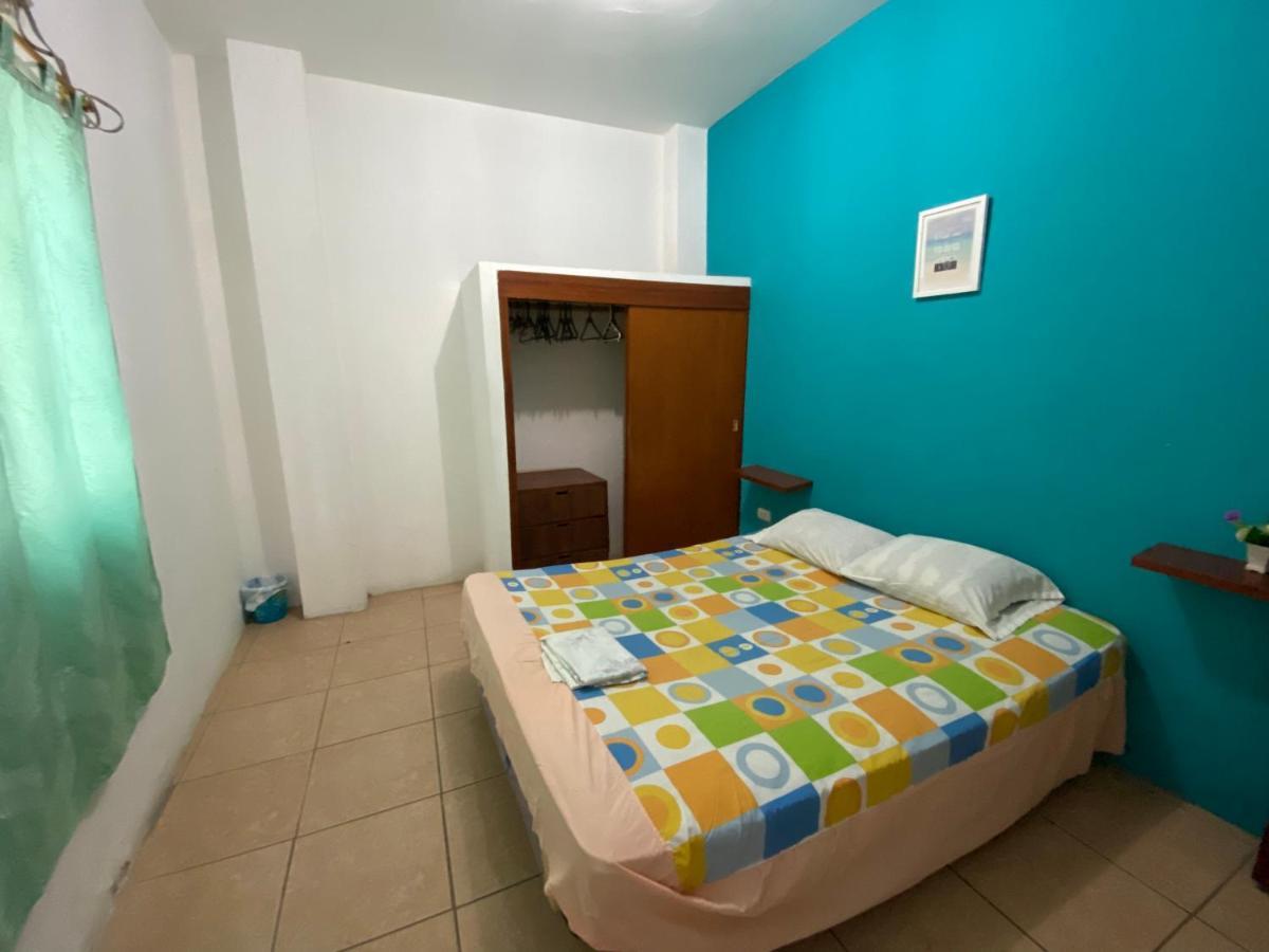 Playa Suites, Cerca Del Malecon Manta Esterno foto